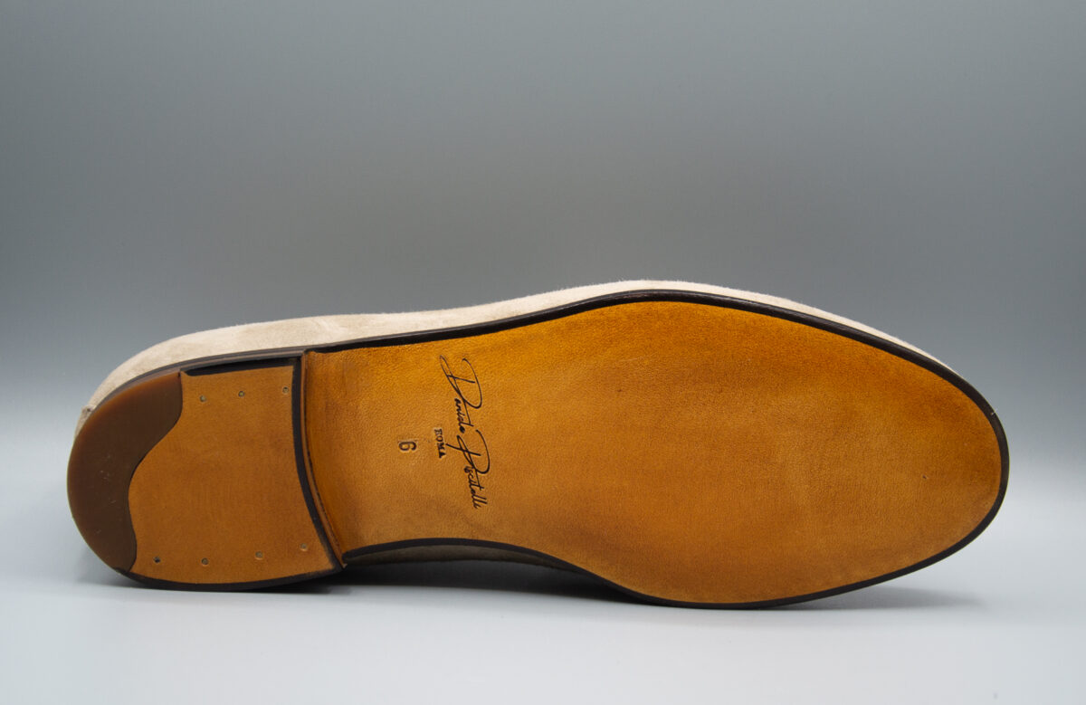 Divitiae - Mocassino in camoscio taupe - immagine 4