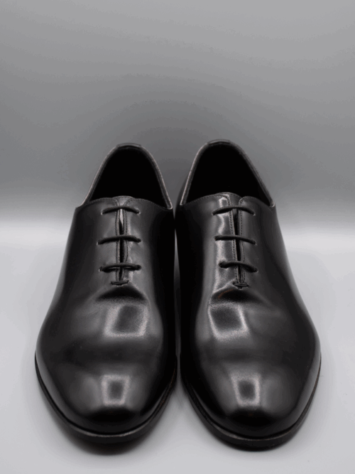 Lucerna Oxford a 3 fori in pelle di vitello, calzatura elegante artigianale Made in Italy per cerimonie ed eventi formali